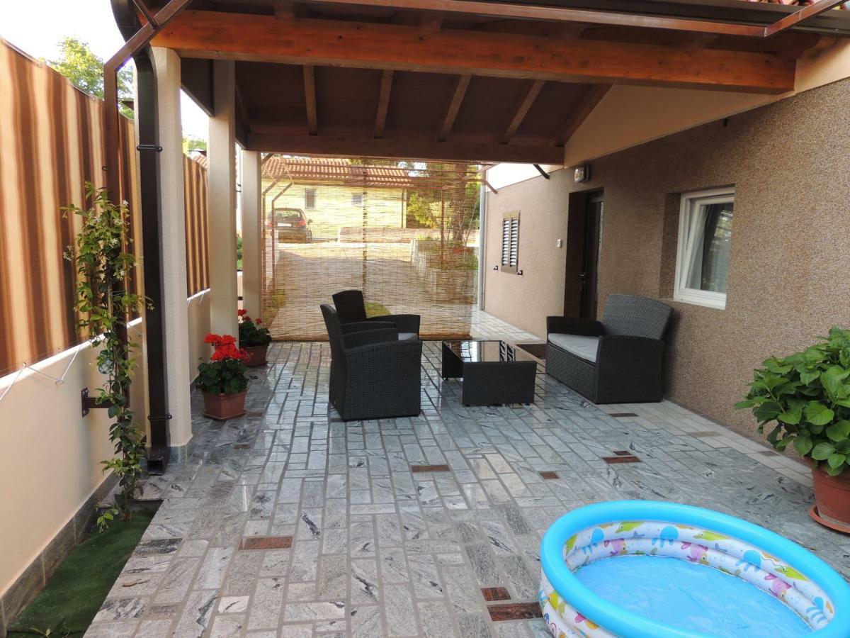 Apartments Palma ラビン エクステリア 写真